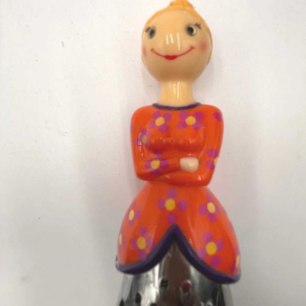 Pylones Paris Ma Dame Cheese Grater Lady Figurine Orange Floral 9.5
